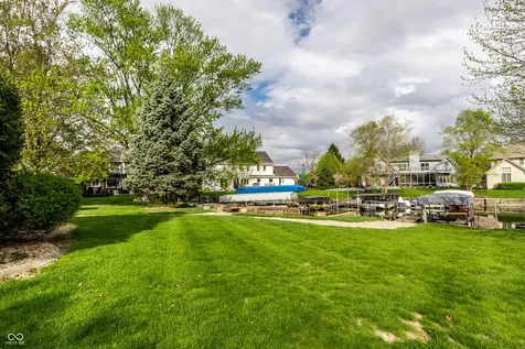 1909 Dakota Drive Noblesville IN 46062