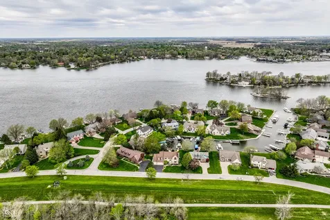 1909 Dakota Drive Noblesville IN 46062