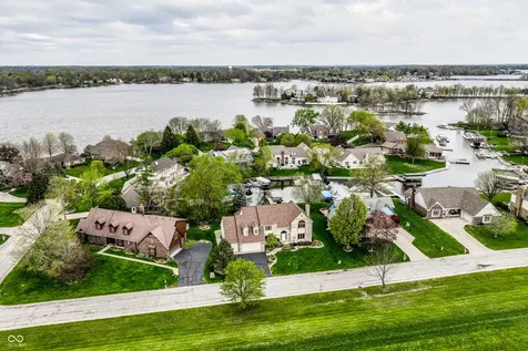 1909 Dakota Drive Noblesville IN 46062