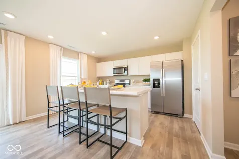 1541 Albatross Street Danville IN 46122