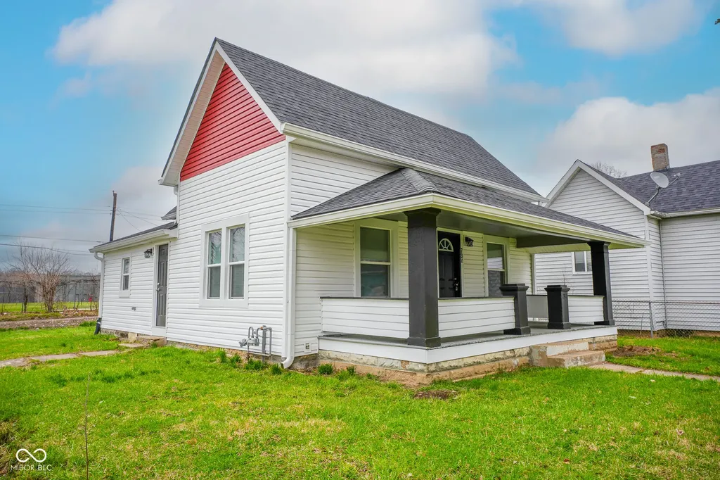 734 W 2nd Street Anderson IN 46016
