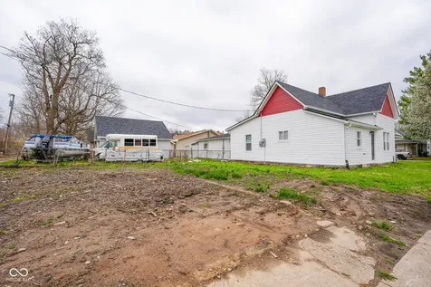 734 W 2nd Street Anderson IN 46016