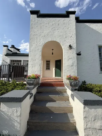 734 W 5th Street Seymour IN 47274