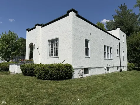 734 W 5th Street Seymour IN 47274