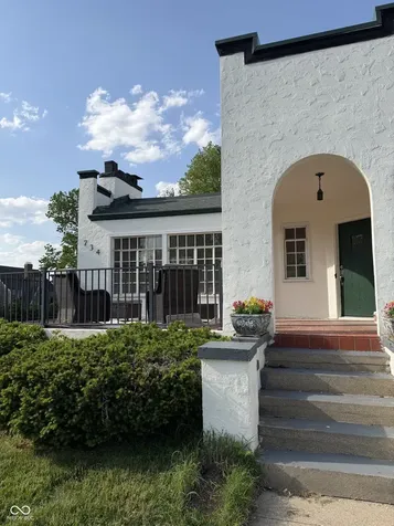 734 W 5th Street Seymour IN 47274