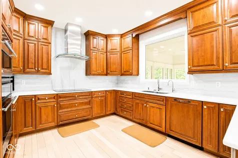 5717 Fall Creek Road Indianapolis IN 46220