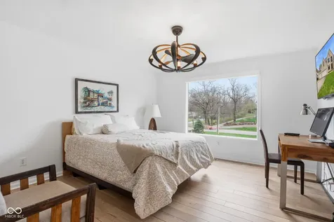 5717 Fall Creek Road Indianapolis IN 46220