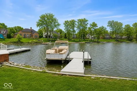 5717 Fall Creek Road Indianapolis IN 46220