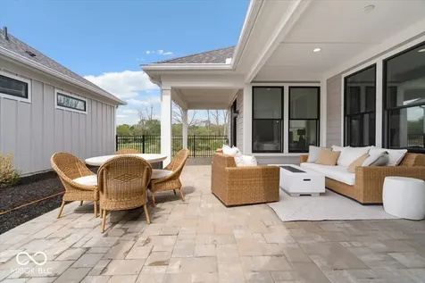 7056 Yosemite Drive Zionsville IN 46077