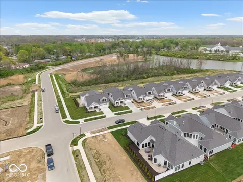 7056 Yosemite Drive Zionsville IN 46077