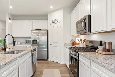 5240 Veranda Drive Noblesville IN 46062
