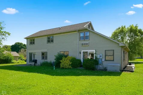 8749 Carriage Lane Pendleton IN 46064