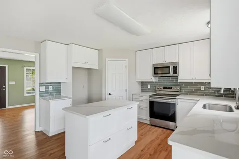 13089 Sinclair Place Fishers IN 46038