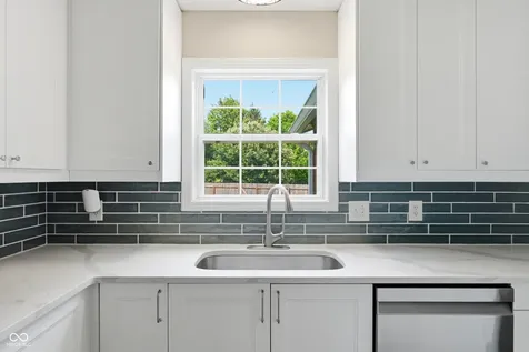 13089 Sinclair Place Fishers IN 46038
