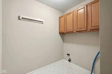 13089 Sinclair Place Fishers IN 46038