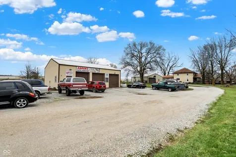 3806 S State Road 3 New Castle IN 47362