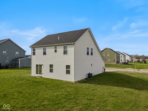 275 Bohicket Road Whiteland IN 46184