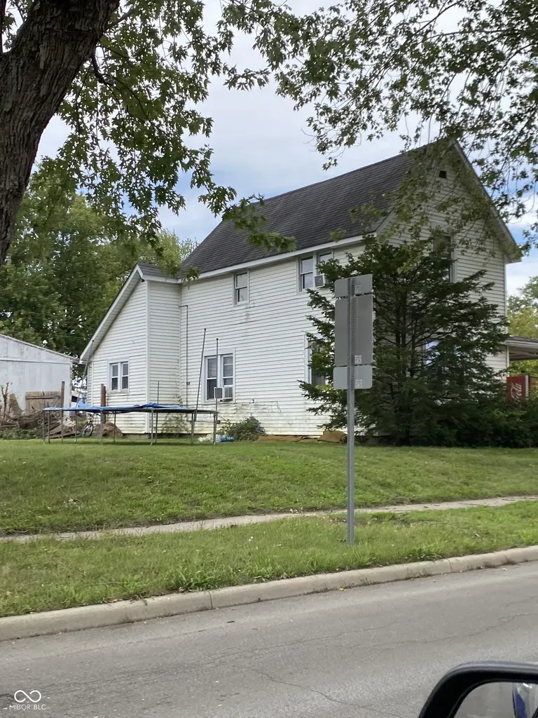 711 S Harrison Street Alexandria IN 46001
