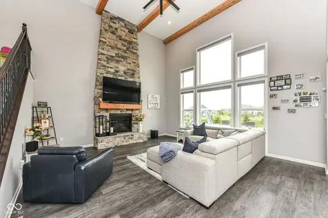 4825 Aberdeen Drive Zionsville IN 46077