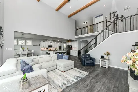4825 Aberdeen Drive Zionsville IN 46077