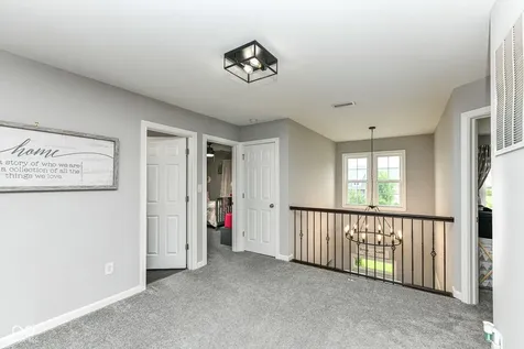 4825 Aberdeen Drive Zionsville IN 46077