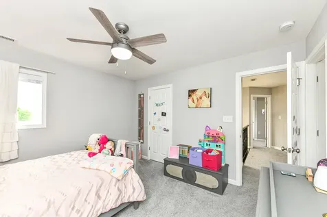 4825 Aberdeen Drive Zionsville IN 46077