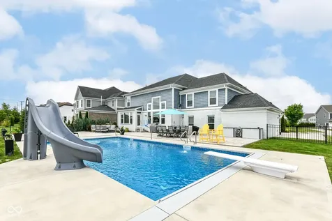 4825 Aberdeen Drive Zionsville IN 46077