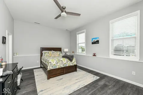 4825 Aberdeen Drive Zionsville IN 46077