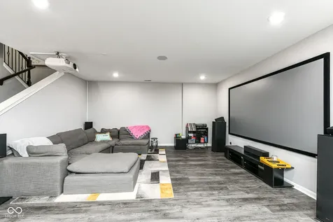 4825 Aberdeen Drive Zionsville IN 46077