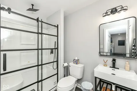 4825 Aberdeen Drive Zionsville IN 46077