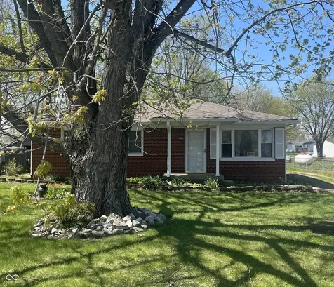 5743 N Frontage Road Fairland IN 46126