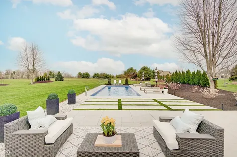 7850 Cheval Rue Court Zionsville IN 46077