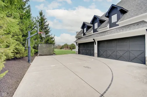 7850 Cheval Rue Court Zionsville IN 46077