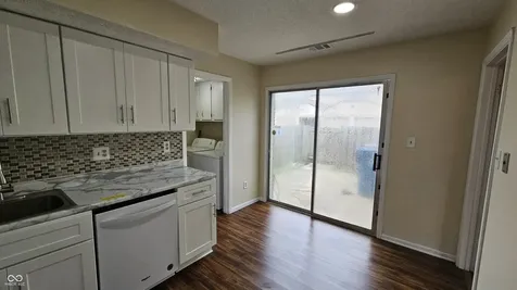 6061 Wingedfoot Court Indianapolis IN 46254