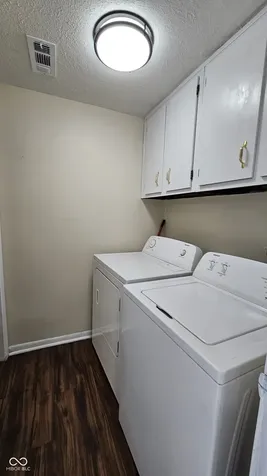 6061 Wingedfoot Court Indianapolis IN 46254