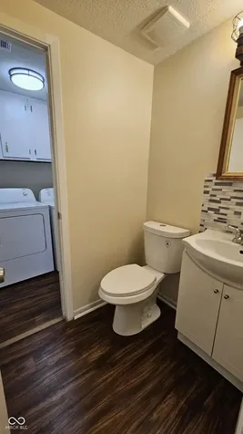6061 Wingedfoot Court Indianapolis IN 46254