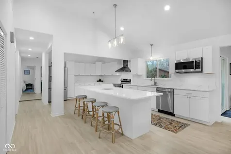2605 Beach Avenue Indianapolis IN 46240