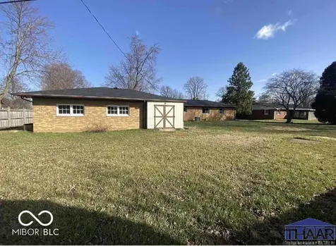 1015 Elizabeth Lane Terre Haute IN 47802