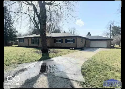 1015 Elizabeth Lane Terre Haute IN 47802