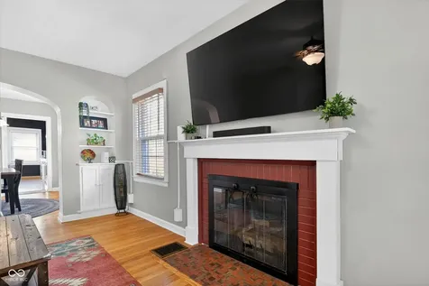 1228 Kessler Boulevard East Drive Indianapolis IN 46220