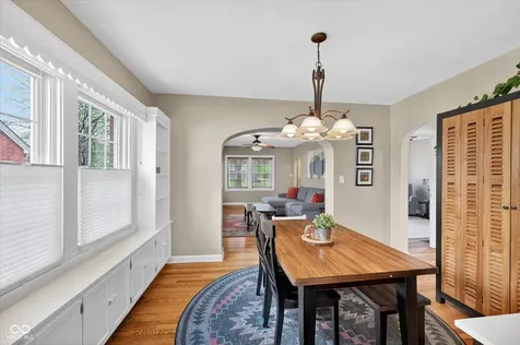 1228 Kessler Boulevard East Drive Indianapolis IN 46220