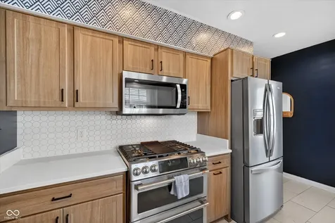 1228 Kessler Boulevard East Drive Indianapolis IN 46220