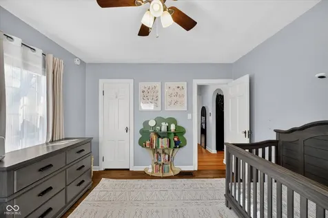 1228 Kessler Boulevard East Drive Indianapolis IN 46220