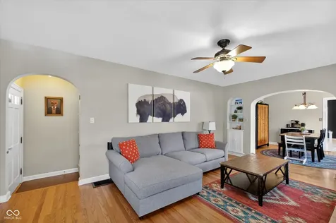 1228 Kessler Boulevard East Drive Indianapolis IN 46220