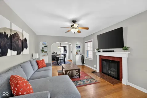 1228 Kessler Boulevard East Drive Indianapolis IN 46220