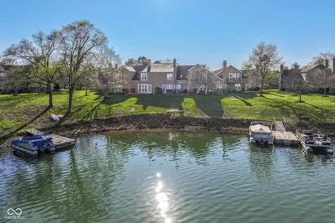 7321 Harbour Point Indianapolis IN 46240