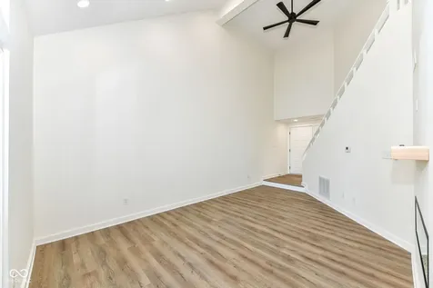 7321 Harbour Point Indianapolis IN 46240