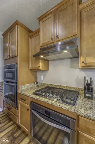13782 Park Royal Way Fishers IN 46037