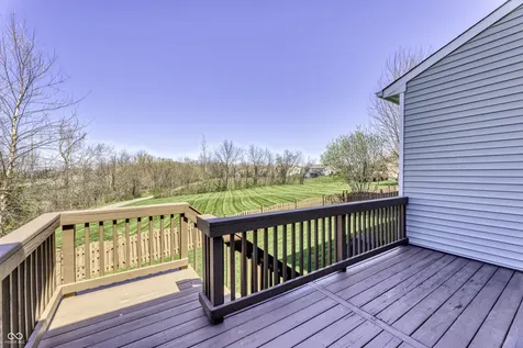 13782 Park Royal Way Fishers IN 46037