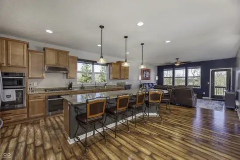 13782 Park Royal Way Fishers IN 46037